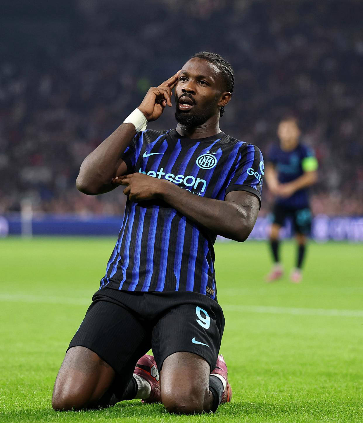 关于里程碑夜！巴黎圣日耳曼再遭质疑，欧冠国际比赛日刷纪录，信心回归，医务组通报恢复的信息