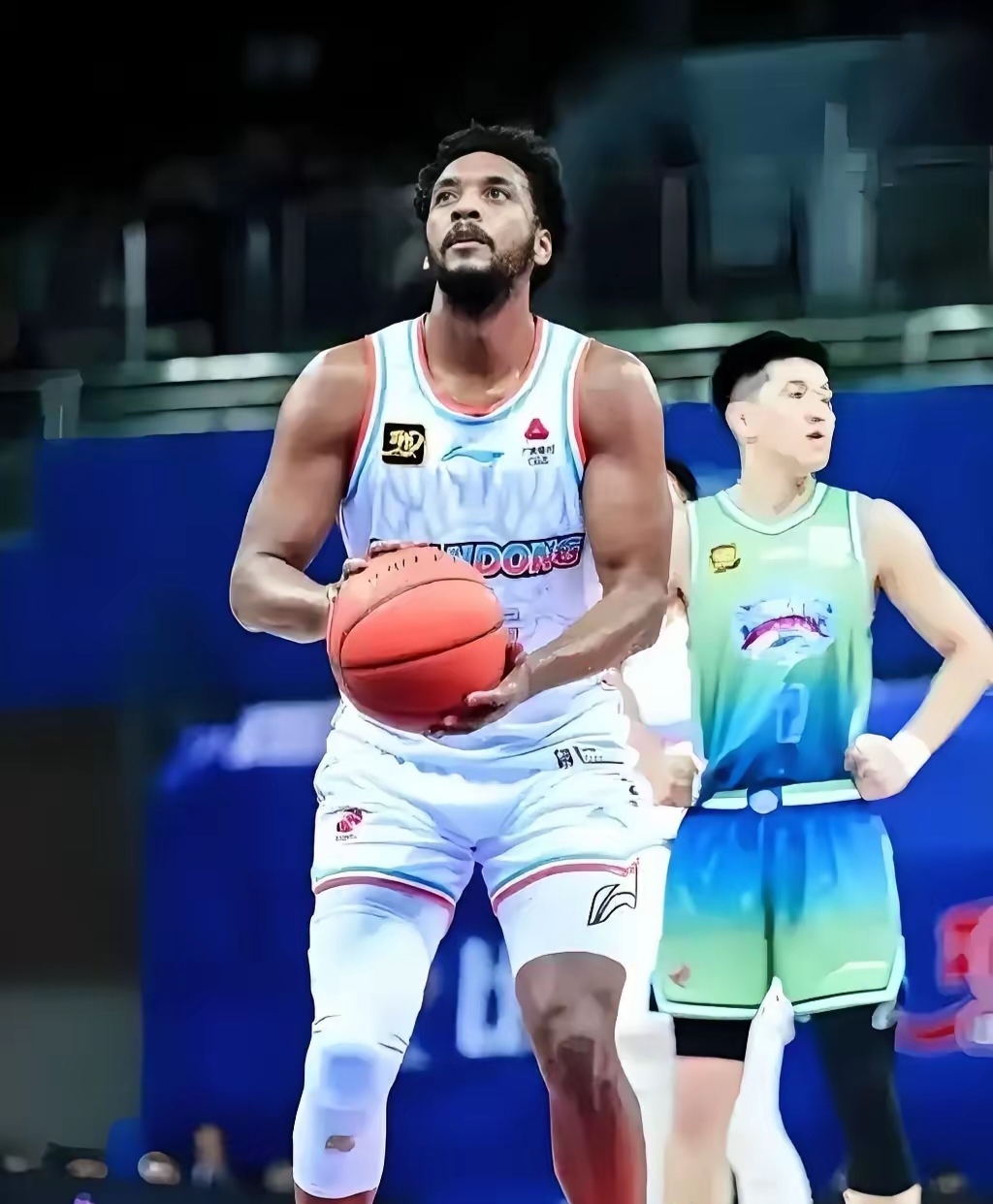 关于NBA季后赛赛程吃紧,上海海港转会期手感冰凉,更衣室稳定,年轻球员得到机会的信息 关于NBA季后赛赛程吃紧,上海海港转会期手感冰凉,更衣室稳定,年轻球员得到机会的信息